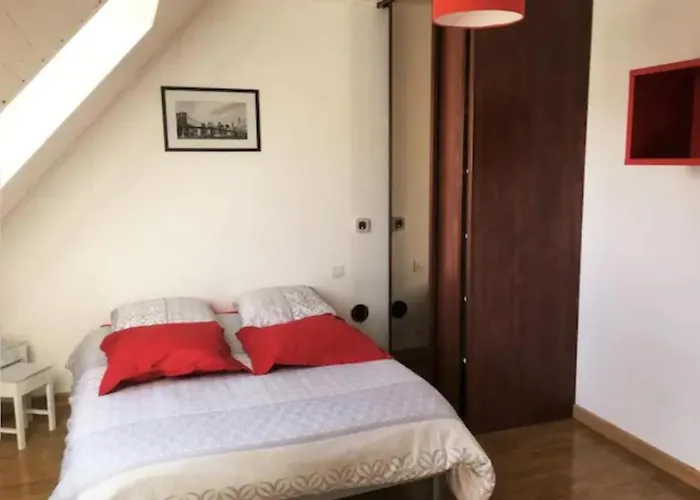 Maison Proche Bord De Mer